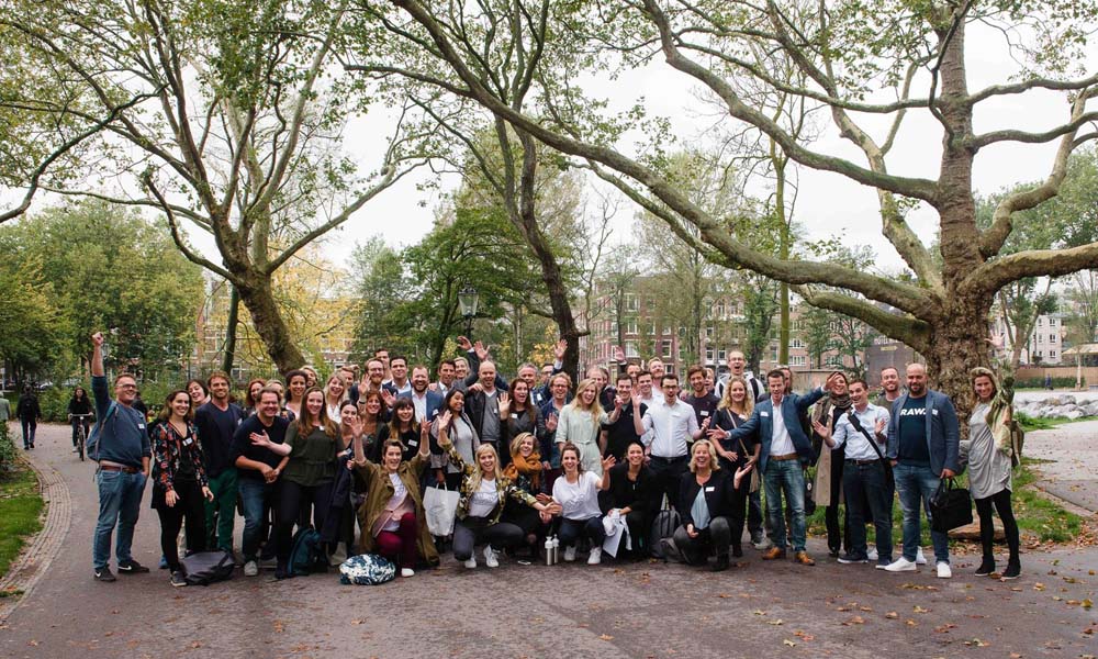 De acht tuinbouw start-ups die zijn geselecteerd door een deskundige jury voor het incubatieprogramma van Let it Grow.